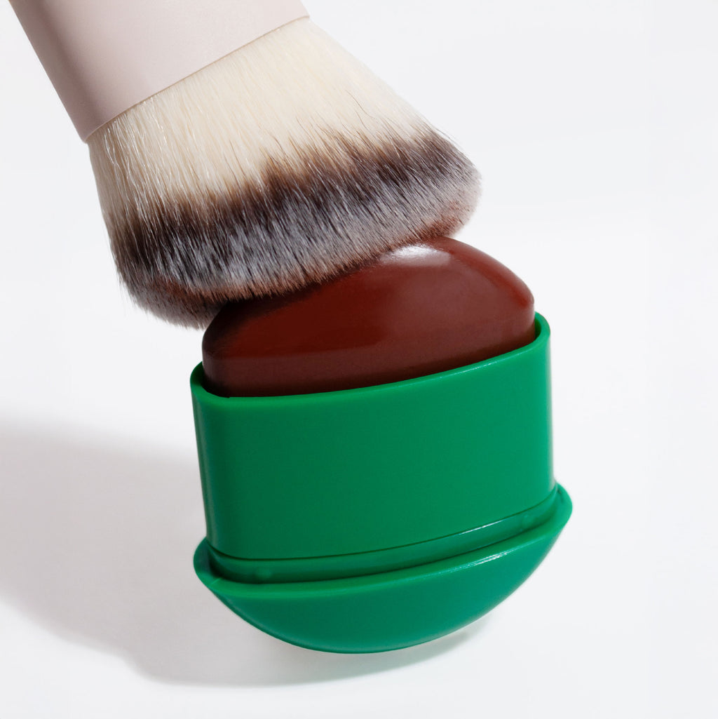 bronzer brush